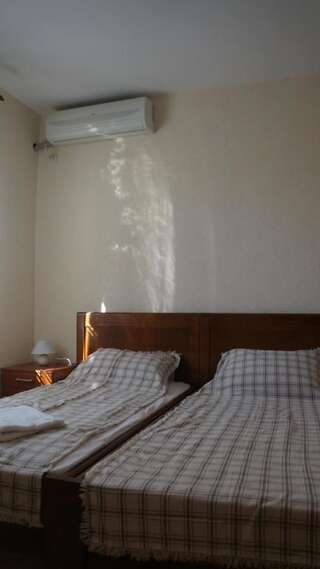 Апартаменты Apartments Lora Бар Номер-студио с видом на сад-30